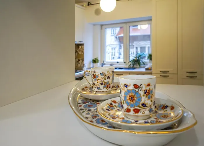 Visit Bucharest Romana Square Central Apt. - Metro